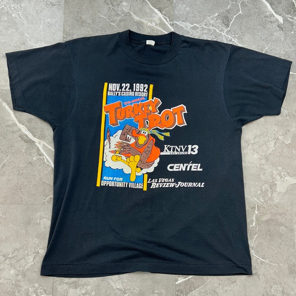 90s Vintage Turkey Trot Marathon Tee Mens Large Thanksgiving Las Vegas Running